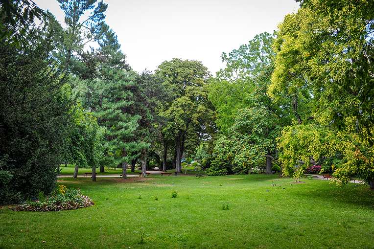 Pressebild: Recruter davantage d’agents pour assurer l’entretien des parcs et espaces verts